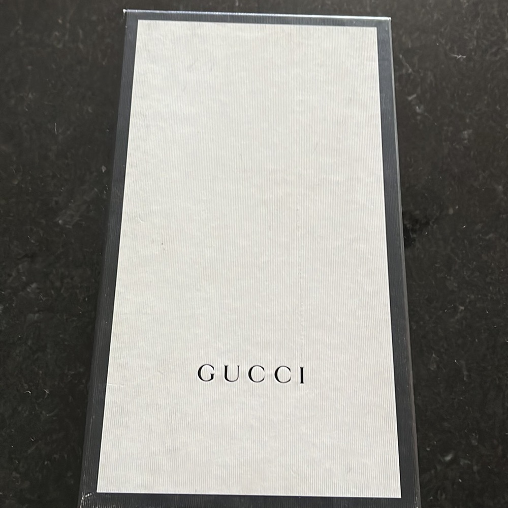 Authentic Gucci shoes. - Picture 8 of 8